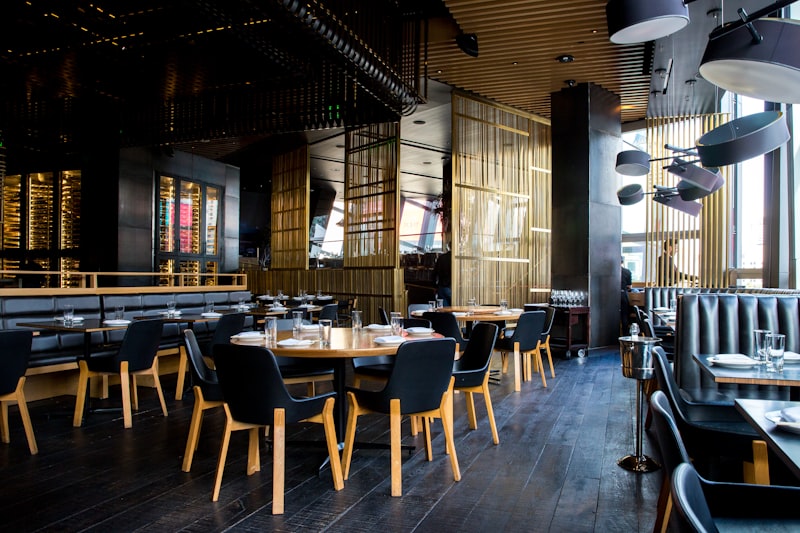 Digital Waiter: AI Assistants for Restaurants